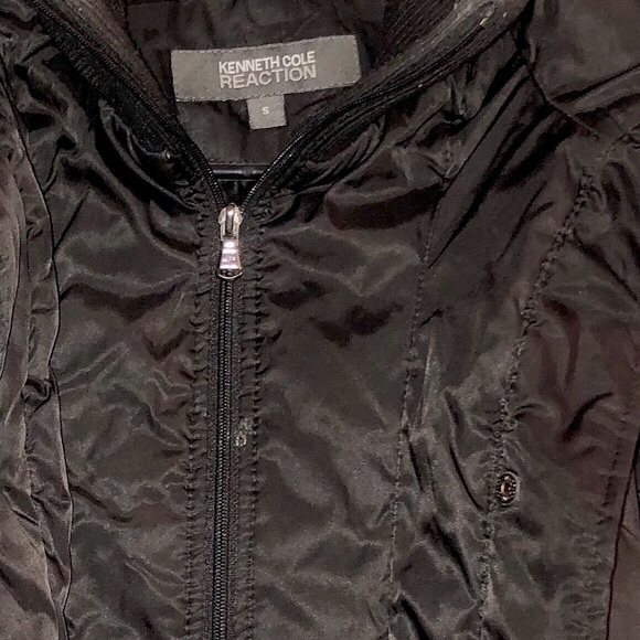 Kenneth Cole Reaction black down jacket, small - Picture 4 of 9